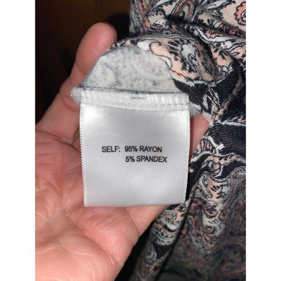 Rose + Olive Tunic Top slit in back very soft size 1X - Picture 5 of 6